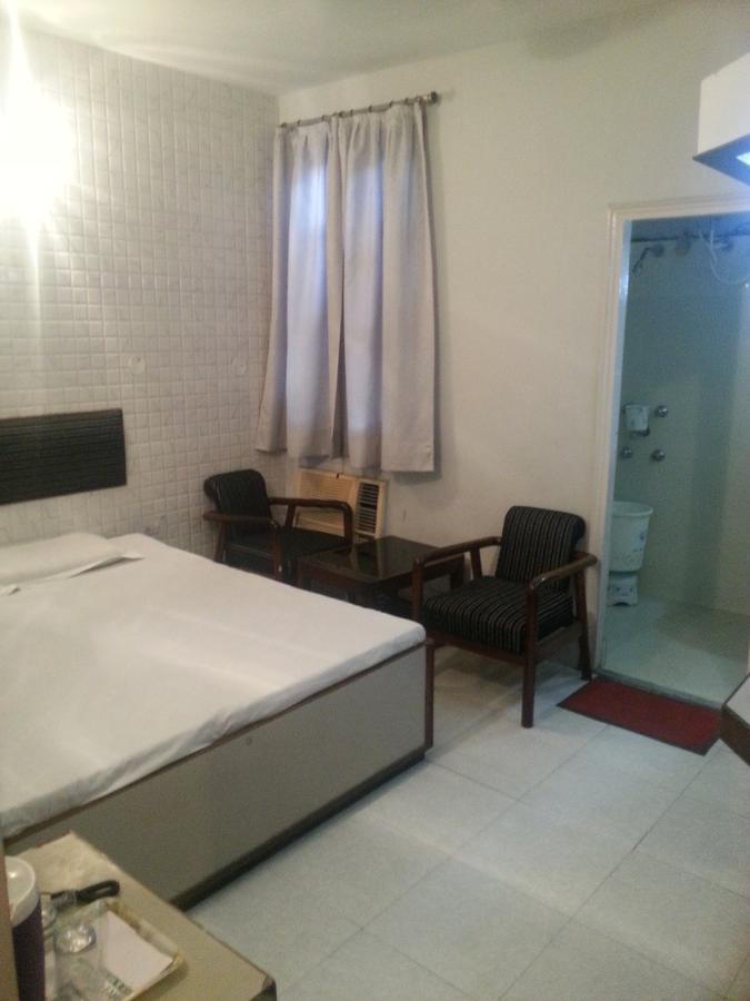 Hotel Greens Ludhiana Exterior foto